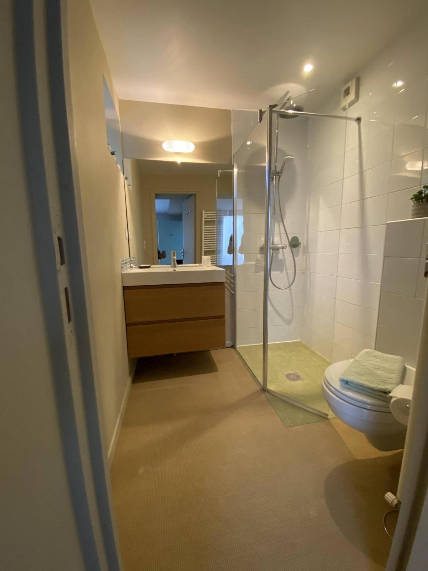 Au 10 Bed & Breakfast Luisant Room photo